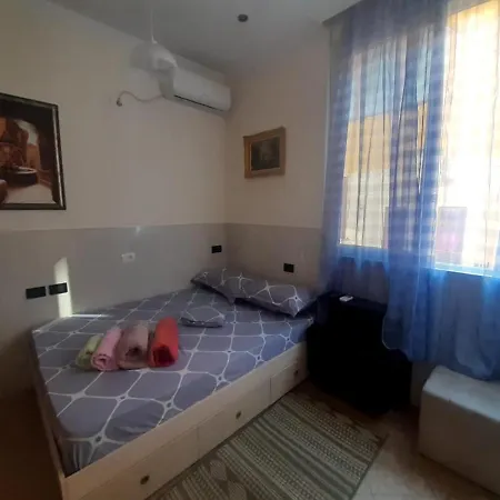 Tiny For Couples Lejlighed Tirana